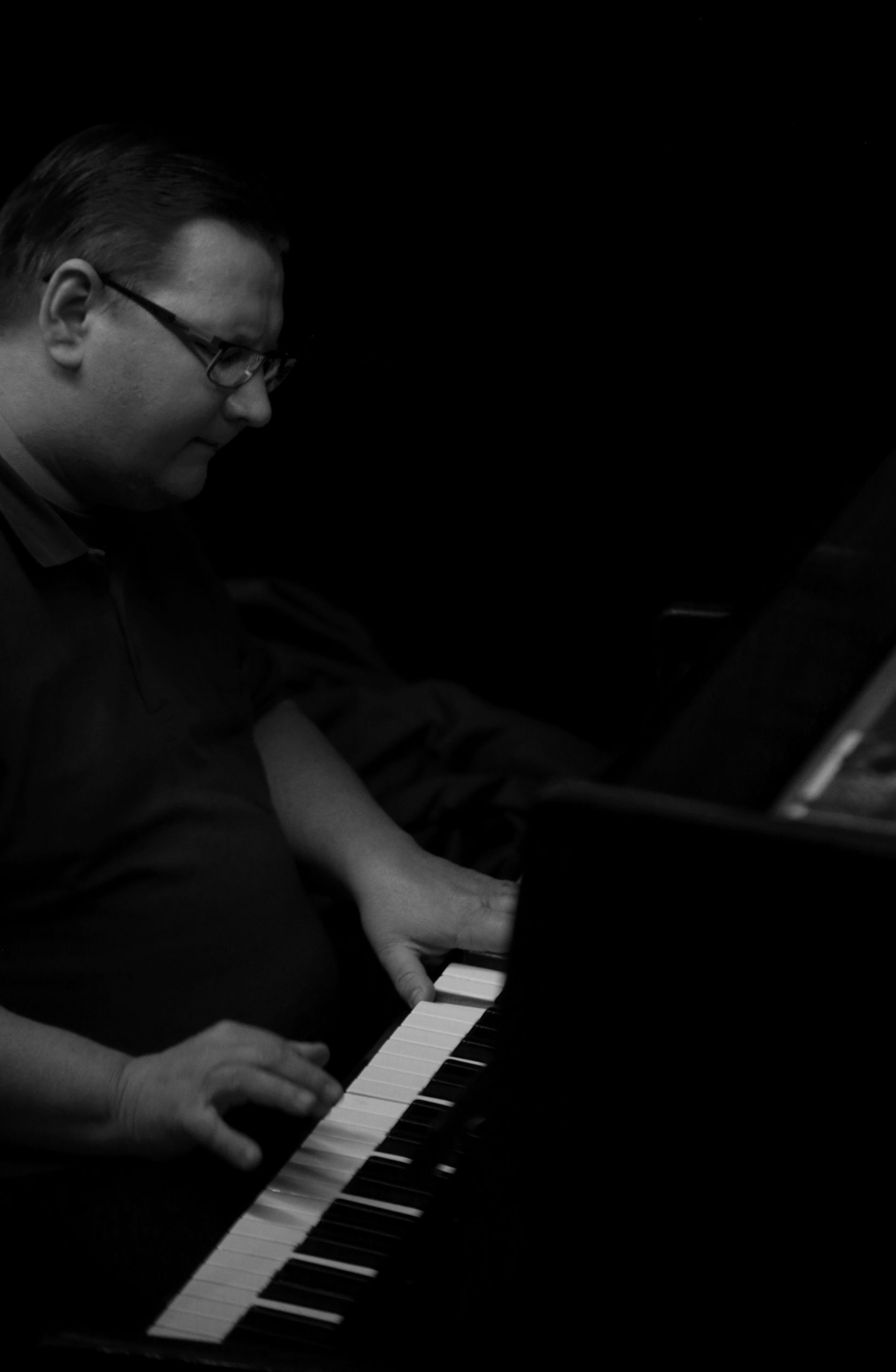 Николай Сизов - джазовый пианист